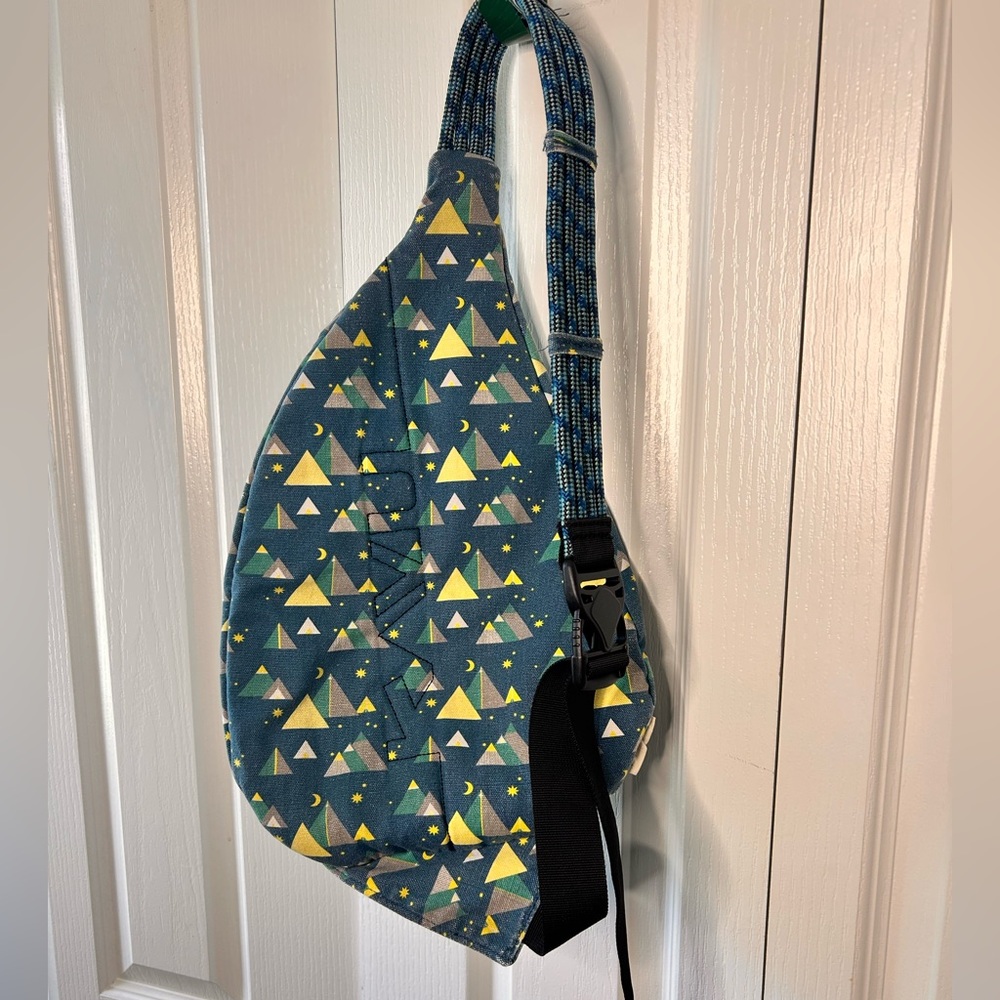 Kavu Rope Sling Medium‎ Size Back Bag Night Range Retired Pattern Hard To Find - Picture 4 of 8